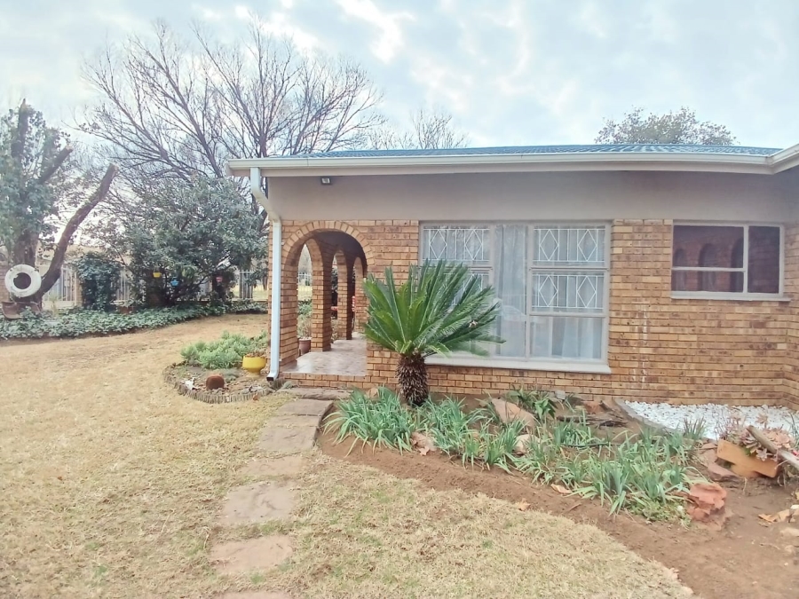 4 Bedroom Property for Sale in Sasolburg Ext 11 Free State